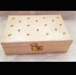 Vintahe Jewelry Box